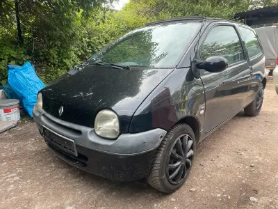 Używany Renault Twingo 58 KM (42 kW) 2003 Czarny Hatchback