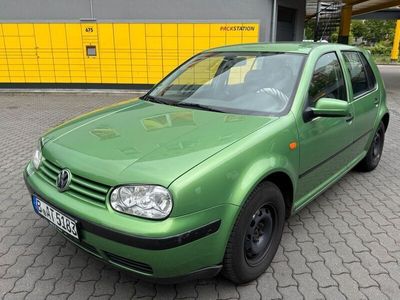 VW Golf IV