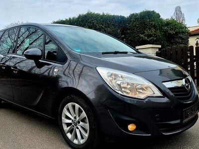 Gebraucht Opel Meriva 131 PS (96 kW) 2012 Grau Van / Kleinbus