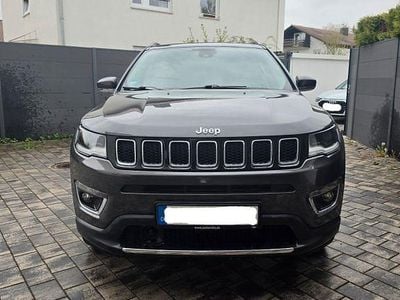 Gebraucht Jeep Compass Limited 170 PS (125 kW) 2019 Grau SUV