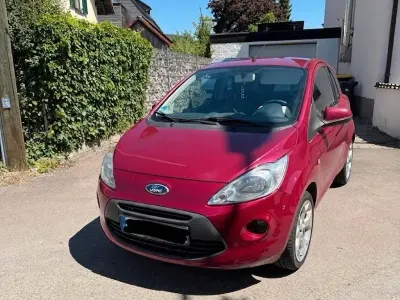 Gebraucht Ford Ka Titanium 69 PS (50 kW) 2009 Rot Kleinwagen