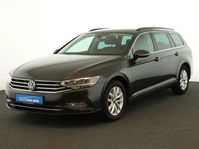 Gebraucht VW Passat Business 150 PS (110 kW) 2024 Mangangrau metallic Kombi