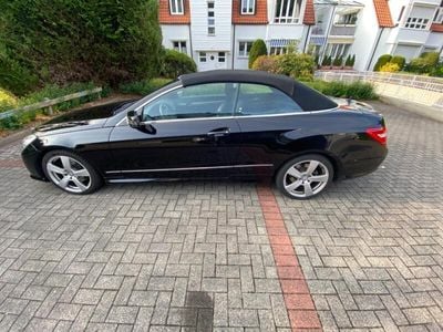 Mercedes E200