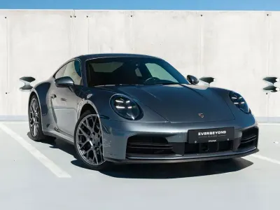 Gebraucht Porsche 911 Carrera Chrono 394 PS (289 kW) 2024 Grau