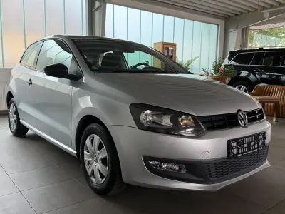 Gebraucht VW Polo Trendline 69 PS (50 kW) 2010 Silber Kleinwagen