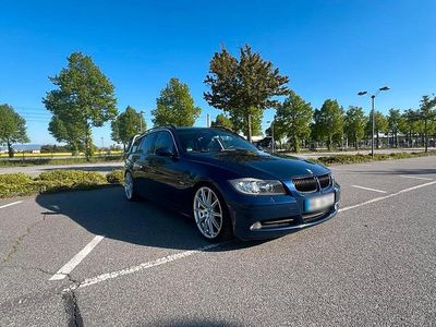 Usata BMW 325 217 CV (159 kW) 2006 Blu Station wagon