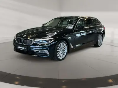 Gebraucht BMW 530 Luxury Line 265 PS (194 kW) 2020 Black sapphire metallic Kombi