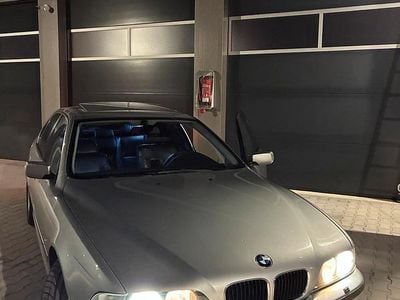 Gebraucht BMW 528 193 PS (141 kW) 1998 Silber Limousine