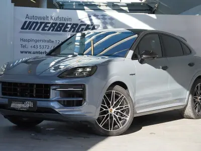 Gebraucht Porsche Cayenne Coupe 470 PS (345 kW) 2024 Grau Coupé
