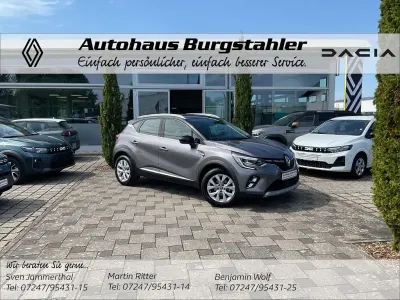 Używany Renault Captur Intens 140 KM (102 kW) 2021 Szary SUV
