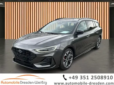 Gebraucht Ford Focus ST-Line X 155 PS (114 kW) 2025 Grau Kombi