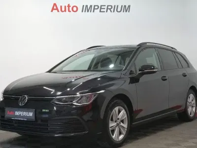 Gebraucht VW Golf VIII Life 150 PS (110 kW) 2021 Schwarz Kombi
