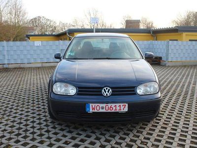 Gebraucht VW Golf IV Basis 101 PS (74 kW) 2003 Blau Limousine