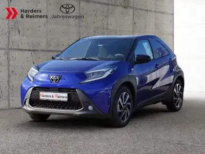 Neu Toyota Aygo 72 PS (52 kW) 2025 Blau