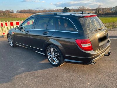 Gebraucht Mercedes C250 Avantgarde 204 PS (150 kW) 2011 Schwarz Kombi