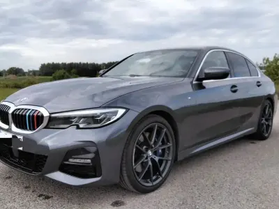 Gebraucht BMW 330 M Sport 265 PS (194 kW) 2019 Grau Limousine