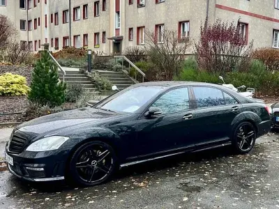 Gebraucht Mercedes S500 AMG 387 PS (284 kW) 2006 Schwarz Limousine