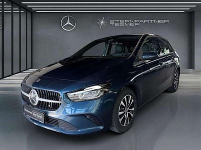 Gebraucht Mercedes B180 136 PS (100 kW) 2023 Blau Van / Kleinbus