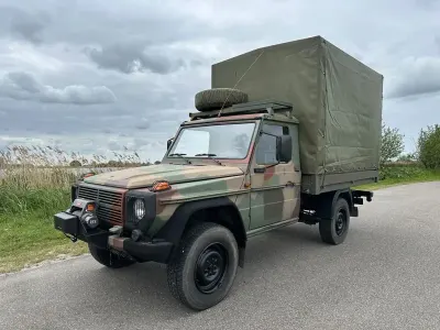 Używany Mercedes G290 120 KM (88 kW) 1999 Zielony SUV
