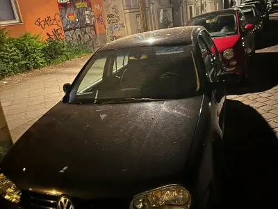 Gebraucht VW Golf IV 100 PS (73 kW) 1998 Schwarz Kleinwagen