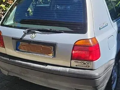 Gebraucht VW Golf III 75 PS (55 kW) 1995 Silber Limousine