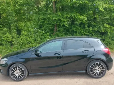 Usata Mercedes 180 109 CV (80 kW) 2013 Nero Berlina