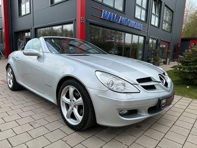 Second-hand Mercedes SLK200 163 CP (119 kW) 2005 Argintiu Cabrio
