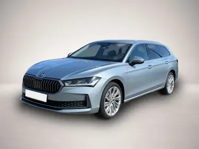 Gebraucht Skoda Superb Selection 150 PS (110 kW) 2024 Silber Kombi