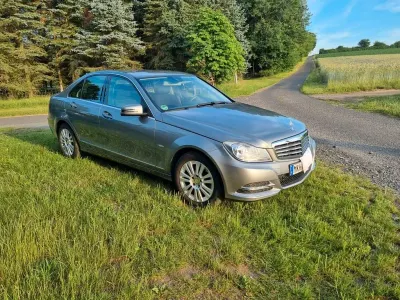 Gebraucht Mercedes C200 Elegance 184 PS (135 kW) 2011 Grau Limousine