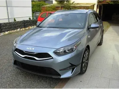 Neu Kia Ceed 140 PS (102 kW) 2026 Kleinwagen