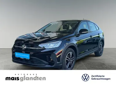 Gebraucht VW Taigo Basis 95 PS (69 kW) 2023 Deep black perleffekt SUV