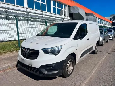 Gebraucht Opel Combo 2023 Weiß Van / Kleinbus