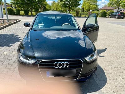 Schwarz Gebraucht 2015 Audi A4 S-Line Limousine | 13.999 € (Teuer)