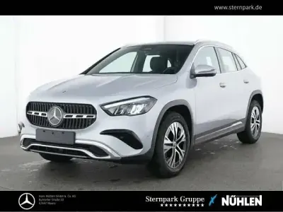 Gebraucht Mercedes GLA180 Progressive 136 PS (100 kW) 2025 Silber SUV