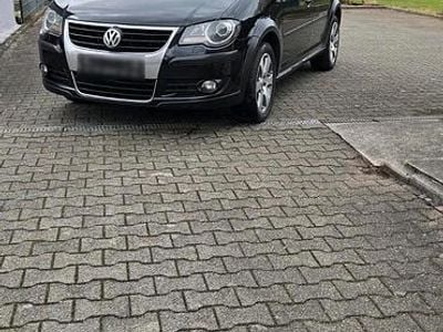 Begagnad VW Touran 170 HK (125 kW) 2010 Svart Minibuss