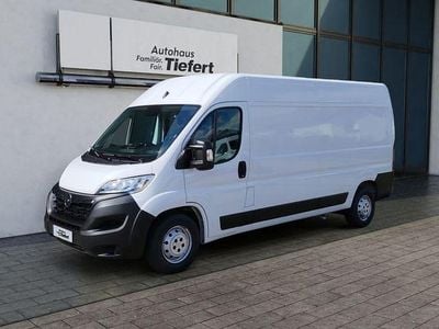 Casablancaweiß Gebraucht 2022 Opel Movano Edition Van | 22.700 € (Fairer Preis)