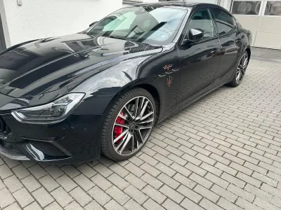 Gebraucht Maserati Ghibli 581 PS (427 kW) 2016 Schwarz Limousine