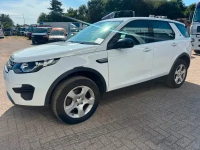 Gebraucht Land Rover Discovery 5 150 PS (110 kW) 2017 Weiß SUV