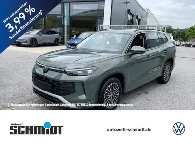 Gebraucht VW Tayron R 150 PS (110 kW) 2025 Cipressinogrün metallic SUV