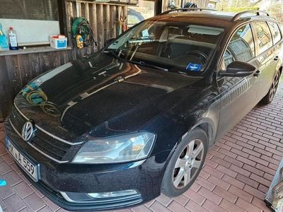 Gebraucht VW Passat 105 PS (77 kW) 2012 Schwarz Kombi