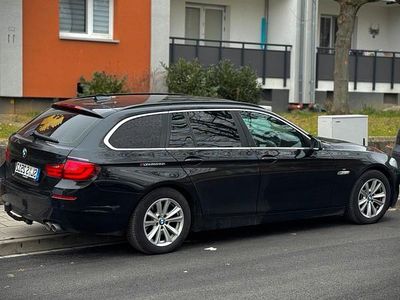 Schwarz Gebraucht 2013 BMW 520 Kombi | 9.999 € (Fairer Preis)