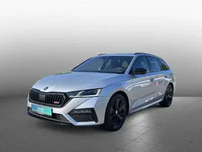 Używany Skoda Octavia RS 245 KM (180 kW) 2023 Srebrny Kombi