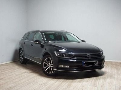 Schwarz Gebraucht 2019 VW Passat Highline Kombi | 15.990 € (Guter Preis)