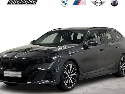 Grau Gebraucht 2025 BMW 540 Comfort Edition Kombi | 68.890 € (Superpreis)