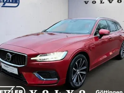 Occasion Volvo V60 Core 455 PK (334 kW) 2022 Rood Stationwagen