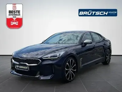 Gebraucht Kia Stinger GT 366 PS (269 kW) 2020 Deep chroma blau met metallic Kleinwagen