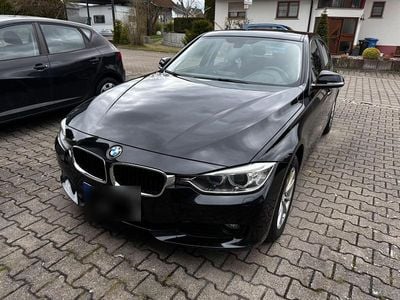 Brugt BMW 320 184 HK (135 kW) 2012 Sort Sedan