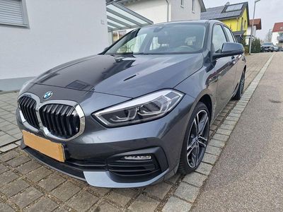 Gebraucht BMW 120 Advantage 190 PS (139 kW) 2020 Grau Kleinwagen
