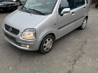 Gebraucht Opel Agila 75 PS (55 kW) 2001 Silber Van / Kleinbus