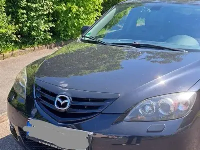 Używany Mazda 3 150 KM (110 kW) 2005 Czarny Hatchback